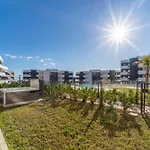 Bajo De Lujo Jardin Y Jacuzzi Apartment *