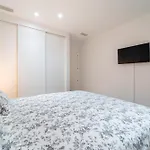 Апартаменты Bajo De Lujo Jardin Y Jacuzzi Фуэнхирола