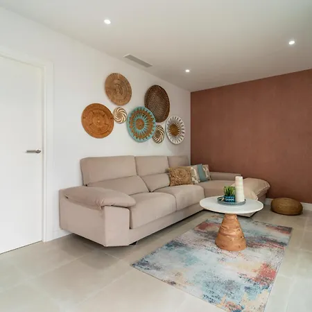 Bajo De Lujo Jardin Y Jacuzzi *