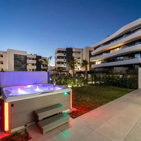 Bajo De Lujo Jardin Y Jacuzzi Apartment