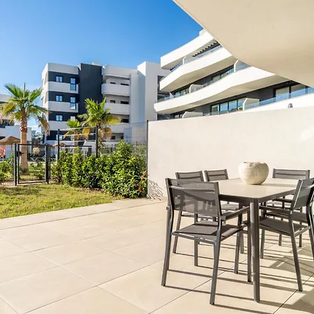 Bajo De Lujo Jardin Y Jacuzzi