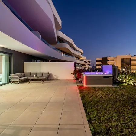Bajo De Lujo Jardin Y Jacuzzi